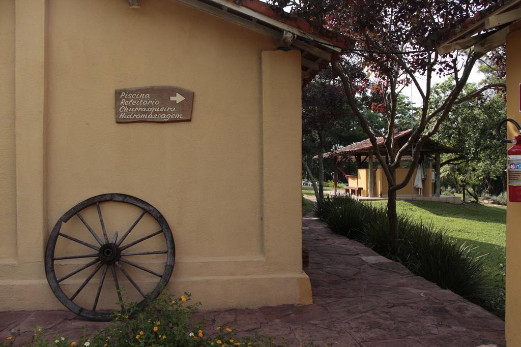 Hospedagem Fazenda Nova América Brotas Esterno foto